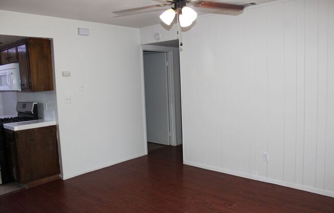 2 beds, 1 bath, $2,100