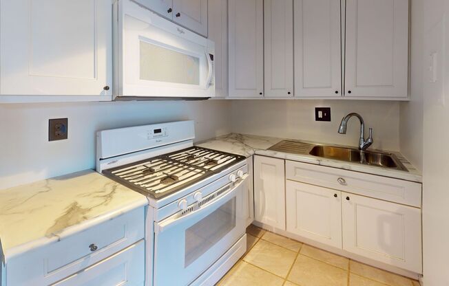 1 bed, 1 bath, $1,725, Unit Unit 415