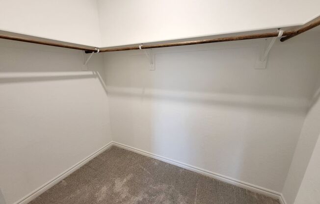 3 beds, 2.5 baths, $1,950