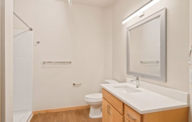 1 bed, 1 bath, 608 sqft, $2,025, Unit 303