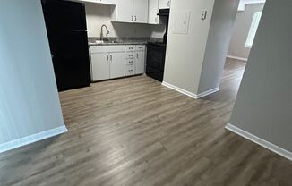 2 beds, 1.5 baths, 1,045 sqft, $1,200, Unit B4-01