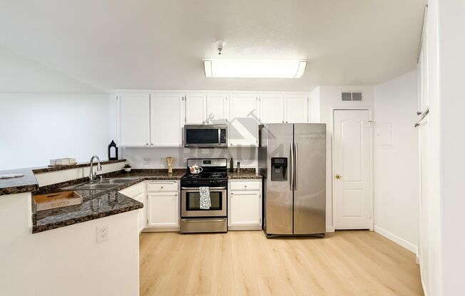 7323 WINNETKA