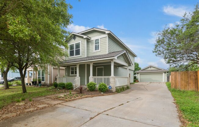 A cute cottage home in Settler's Overlook