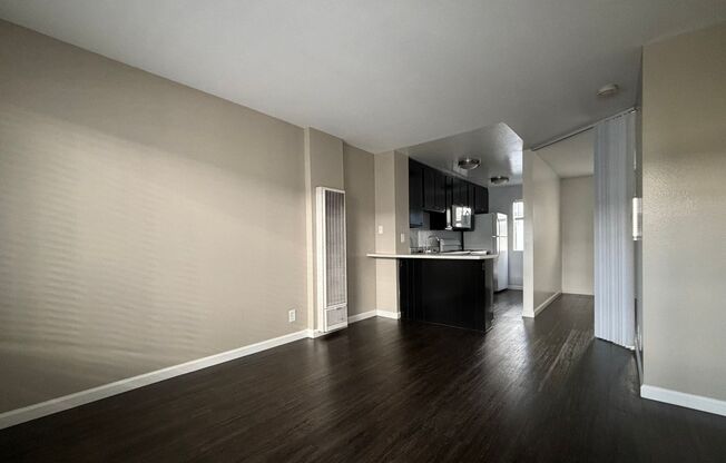 Studio, 1 bath, 455 sqft, $1,885, Unit 53-105