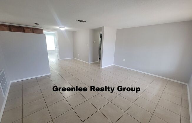 Updated 3 Bed/2 Bath/ 1 car Garage Home in Port Richey!