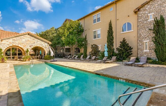 2 beds, 2.5 baths, $2,899, Unit #402