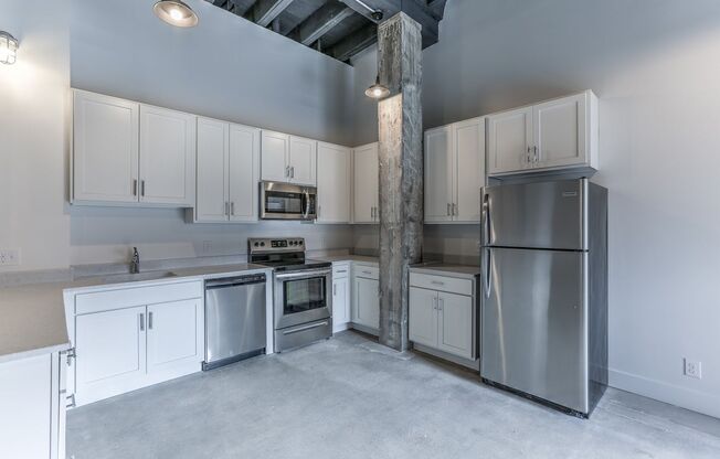 1 bed, 1 bath, 875 sqft, $1,400, Unit A215