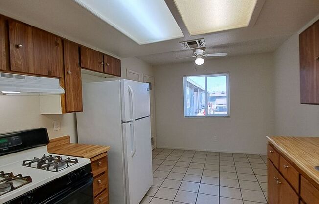 4845 E. Lane Ave.