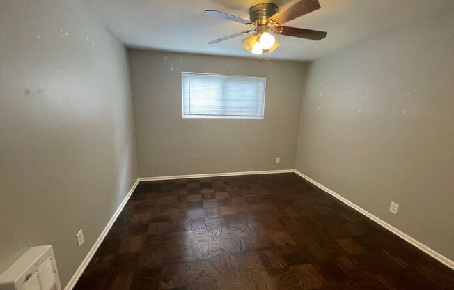 1101 10th Ave E