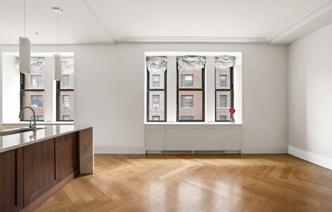 235 W 75 ST