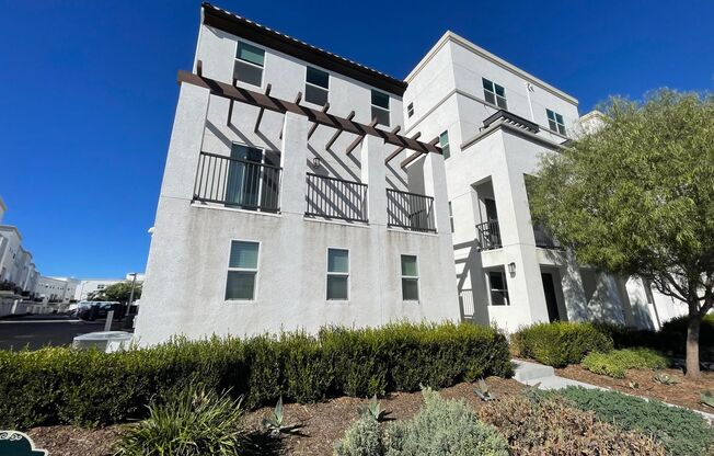Beautiful 3B/3BA Townhouse in Otay Ranch