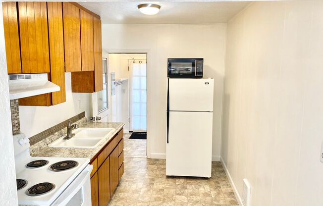 1 bed, 1 bath, 715 sqft, $1,550