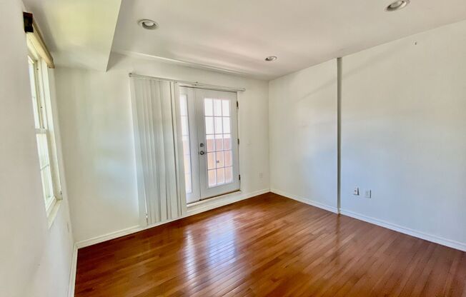 1 bed, 1 bath, $1,600