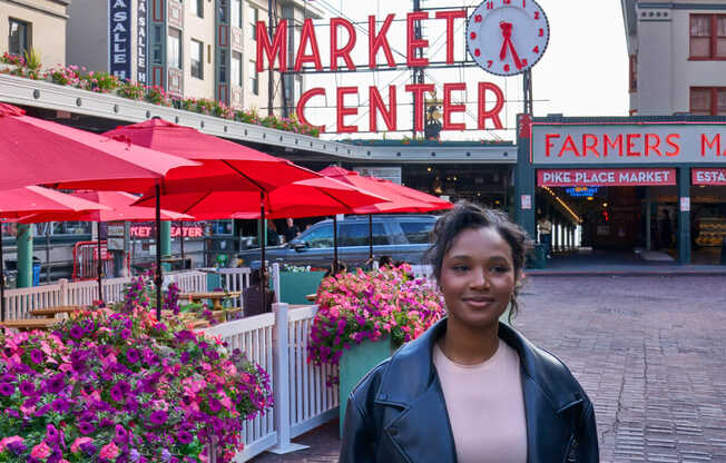 Experience everything Pike Place Market has to offer