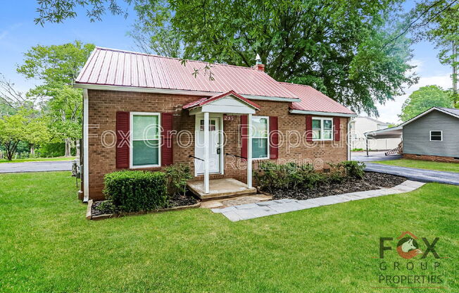 235 LINWOOD RD