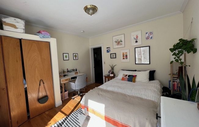 329 Broadway Apt 1