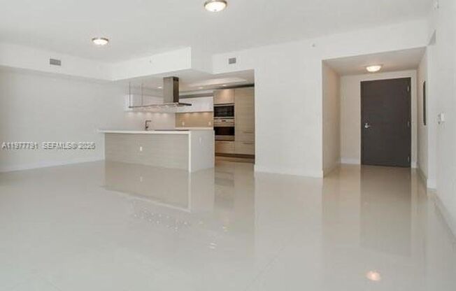 17301 Biscayne Blvd unit 1103 (A11977791)