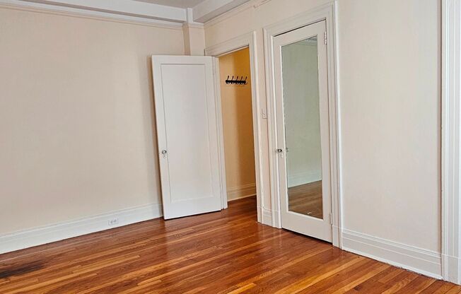 1 bed, 1 bath, 550 sqft, $1,375, Unit 715