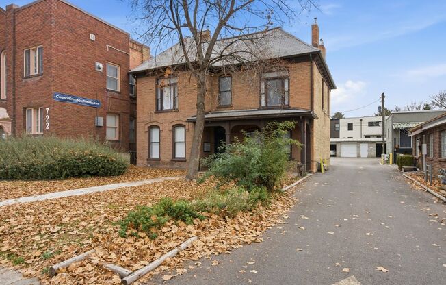 1 bed, 1 bath, $1,200, Unit 718-01