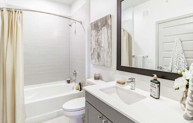 Alys Crossing Bathroom