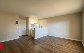 1 bed, 1 bath, 450 sqft, $1,599, Unit 03