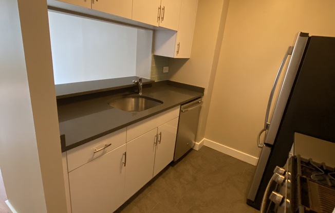 Studio, 1 bath, 470 sqft, $4,168, Unit 8P