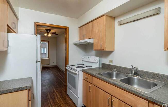 Rolling Hills Apartments, St Paul, MN