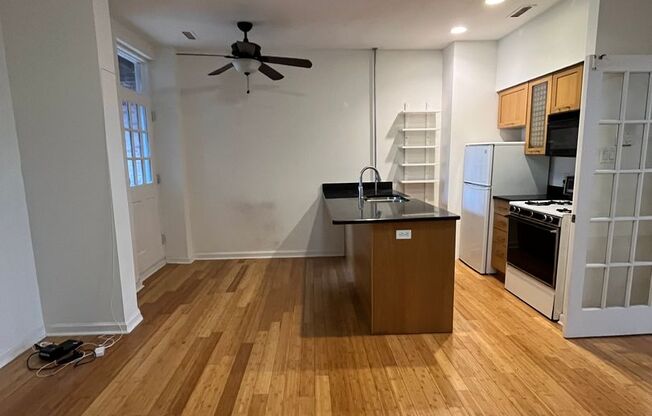 1 bed, 1 bath, $1,500