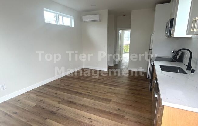 **BRAND NEW - 1 bed, 1 bath Unit in the Heart of South Park - Available NOW***