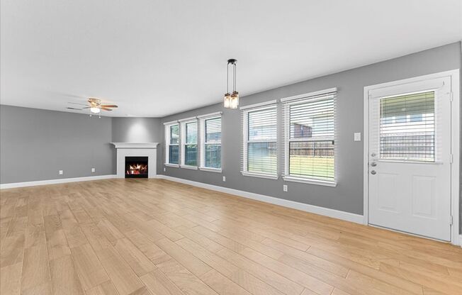 Ready for Immediate Move-In!  4 Bed 2.5 Bath 2539 sqft Beauty Located in the Highly Desirable Presidents Point McKinney Subdivision!!!