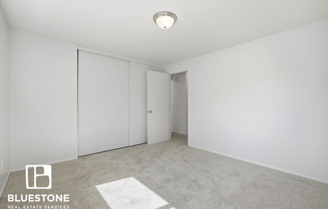 2 beds, 1 bath, 1,000 sqft, $1,325, Unit 31
