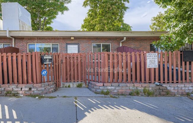 2424 W 35 AVE