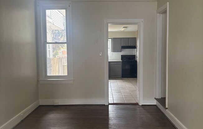 3 beds, 1 bath, $1,595