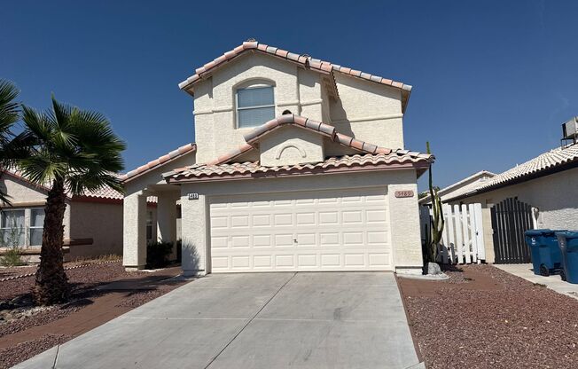 3 Bed 2.5 bath home; Minutes from the Strip