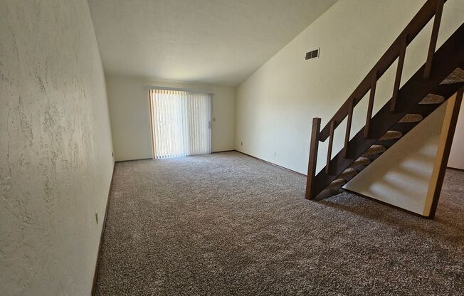 1 bed, 1 bath, 1,078 sqft, $1,229, Unit 1401 079