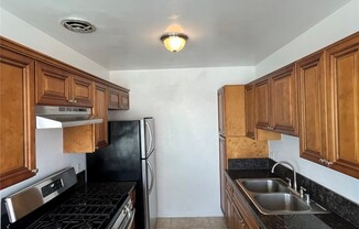 1 bed, 1 bath, 694 sqft, $3,900, Unit 15