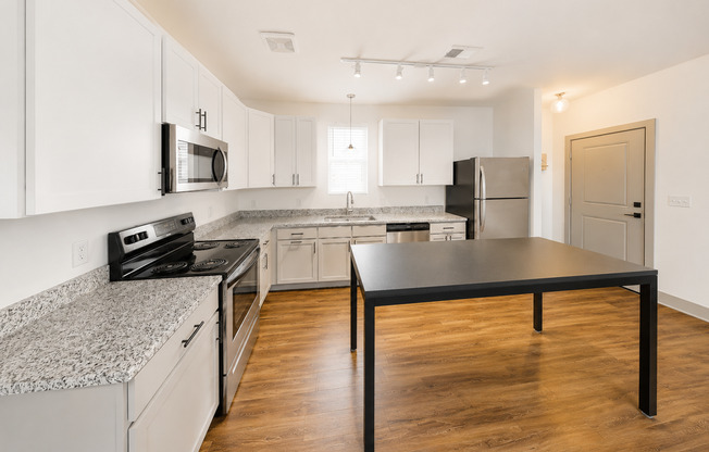 1 bed, 1 bath, 777 sqft, $1,539, Unit 4003GW