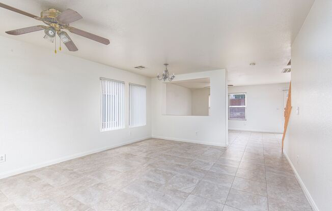 SILVERADO RANCH - LARGE 4 BEDROOM, 2.5 BATH