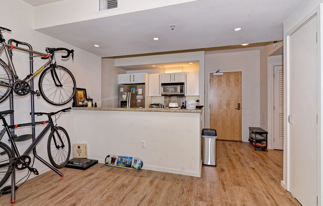 1 bed, 1 bath, $2,650, Unit Unit 906