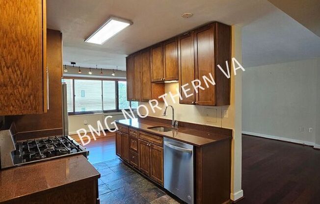 5410 Connecticut Ave NW