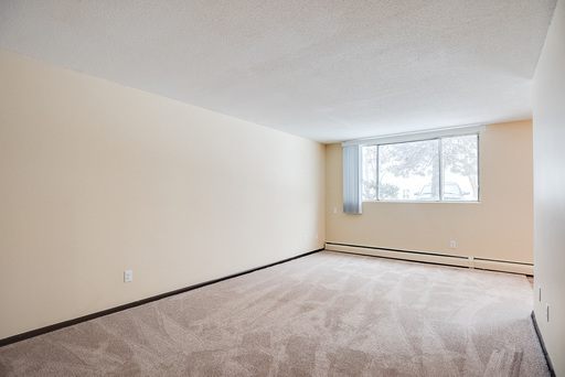 1 bed, 1 bath, 750 sqft, $930, Unit H 105