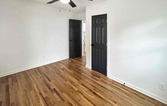 3 beds, 2 baths, $2,499
