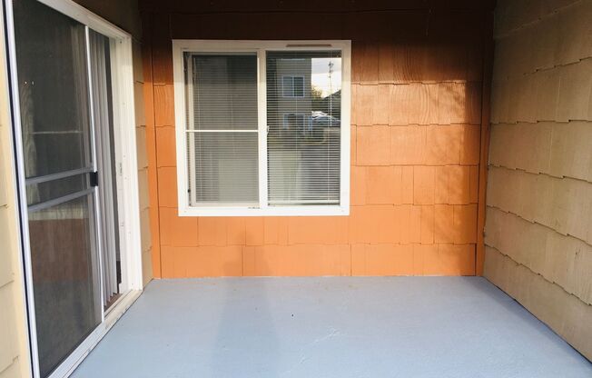 2 beds, 1.5 baths, 950 sqft, $2,275, Unit 142