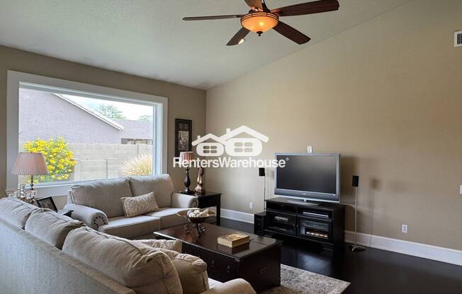 3848 E AMBERWOOD DR