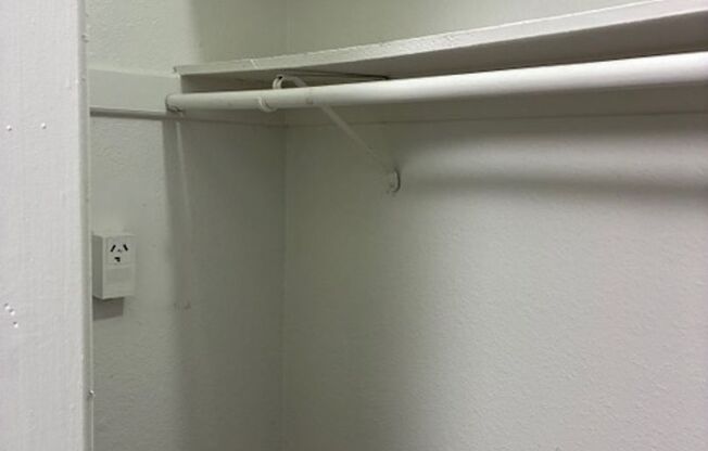 1 bed, 1 bath, 750 sqft, $925, Unit 6801