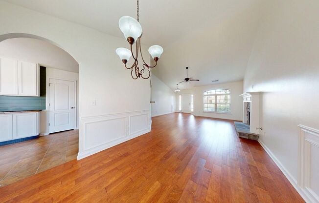 AVAILABLE NOW! Cozy 3 bed, 2 bath home in Wyndham Gates!