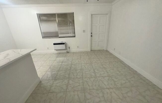 622 NE 14th Ave Ft. Lauderdale, FL 33304