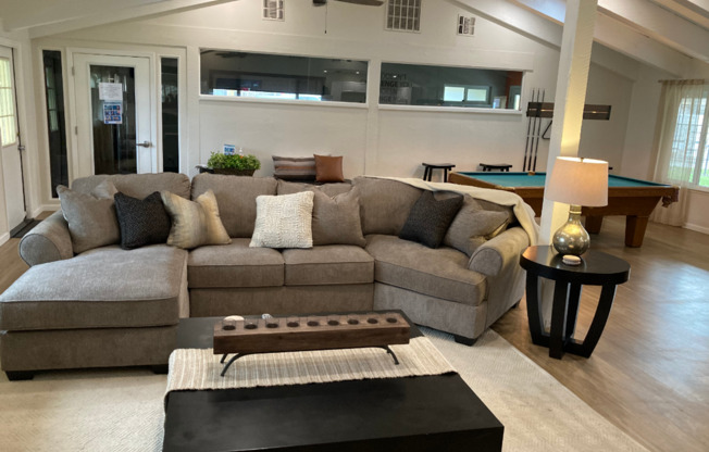 1 bed, 1 bath, 550 sqft, $1,295, Unit 37