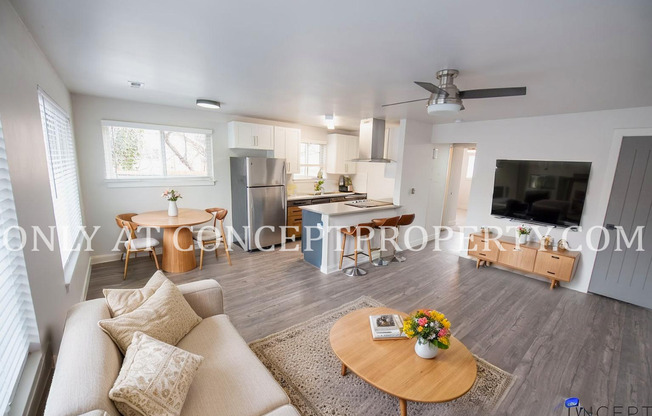 2 beds, 1 bath, $1,499, Unit 24