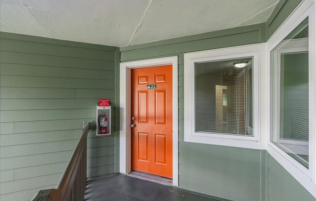 Cascade Woods front door to apartment